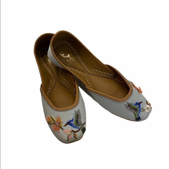 2/$25 FIZZY GOBLET Juttis Hand Embroidery Size 36 NWOT - Picture 1 of 6